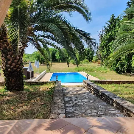 Tatil Evi House Andrea With Pool Seget (Umag)